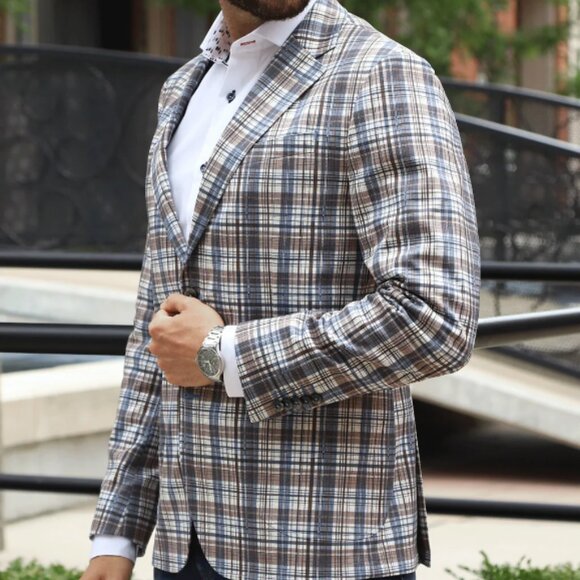 7 Downie St NWT Knoxville Plaid Jacket